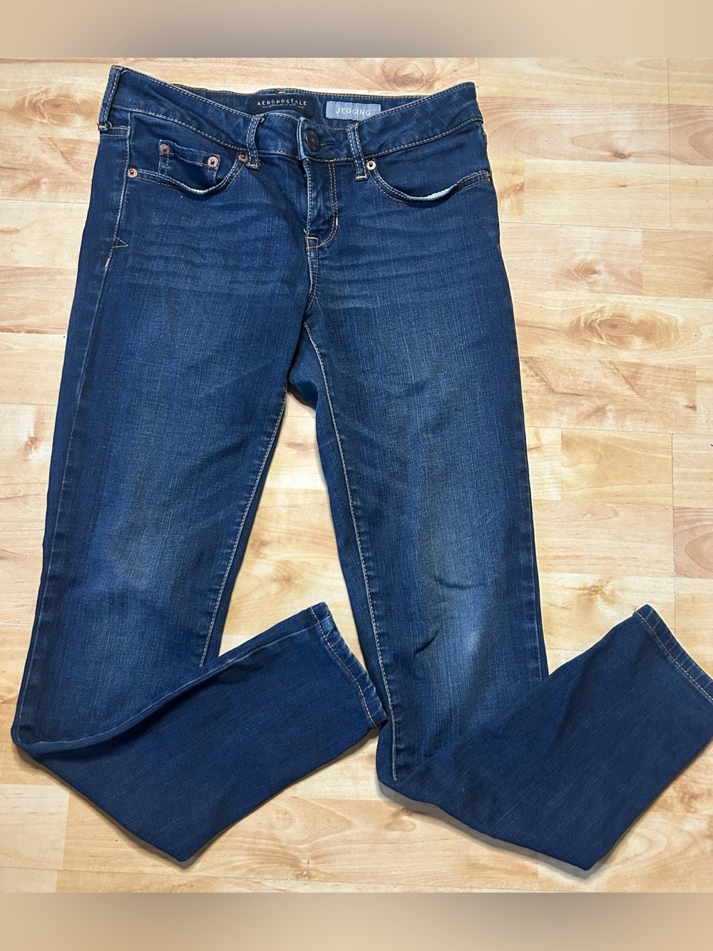 Aeropostale Low Rise jegging Size 4 (regular)